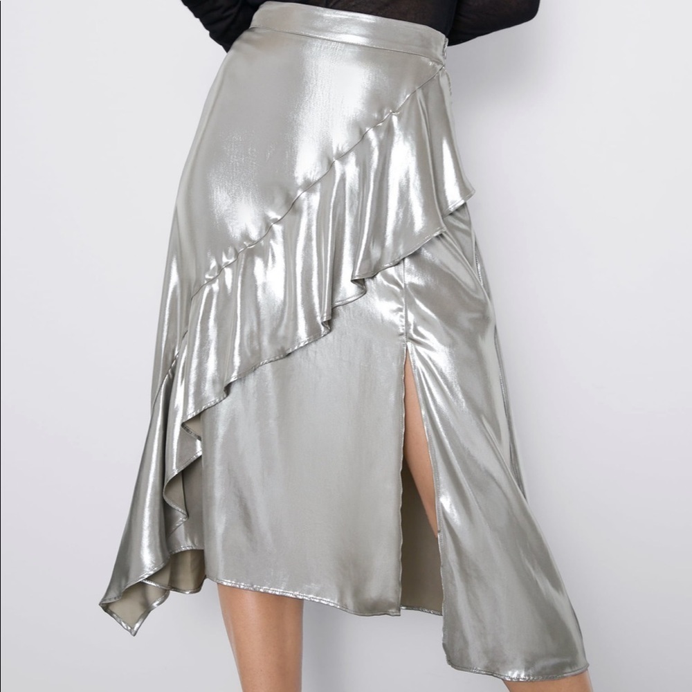 ZARA Metallic Effect Ruffled Skirt - Picture 5 of 6